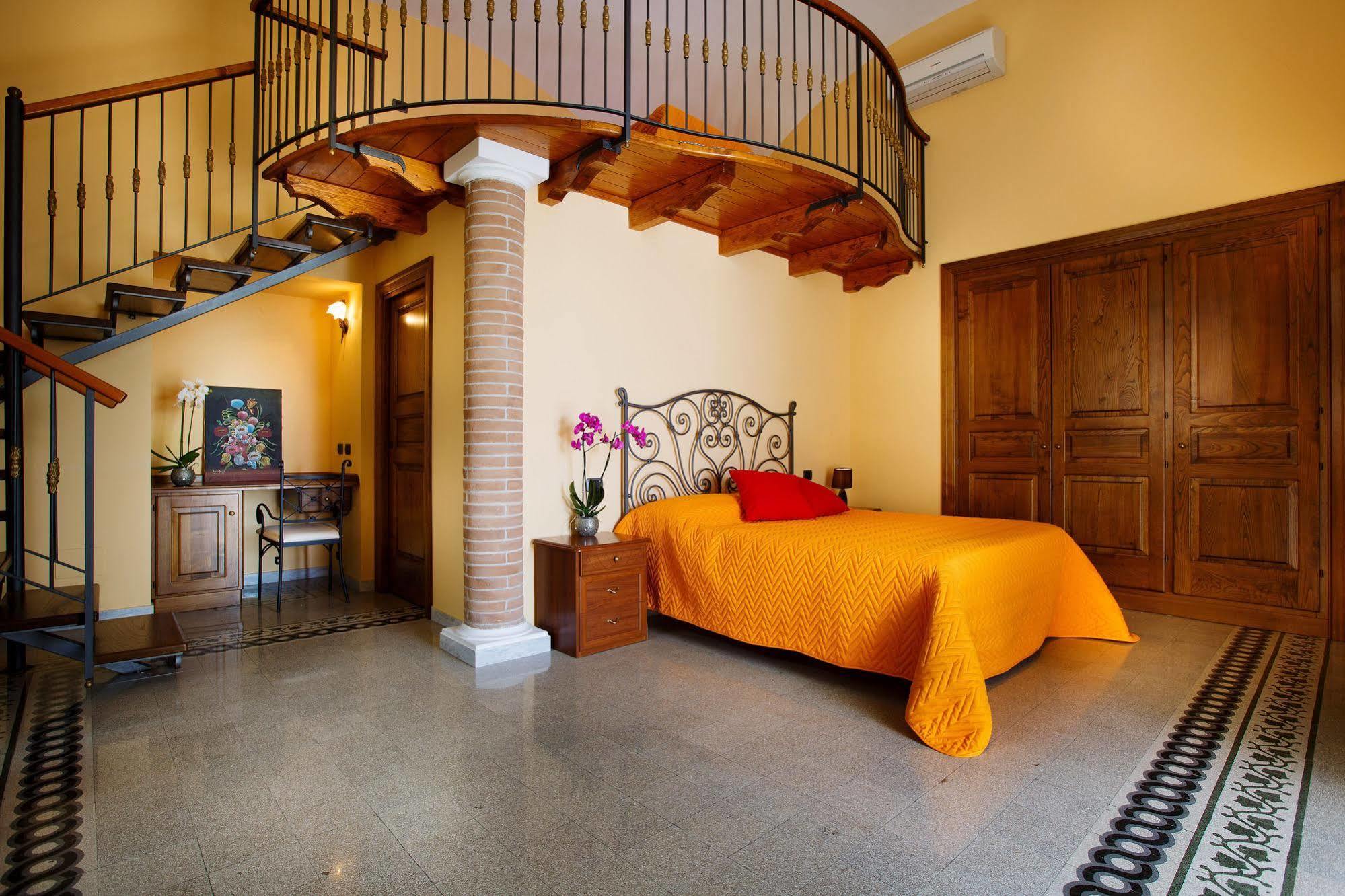 Relais Il Pennino Bed and Breakfast Massa Lubrense Esterno foto